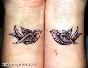 рисунка тату воробей 03.12.2018 №037 - photo tattoo sparrow - tattoo-photo.ru